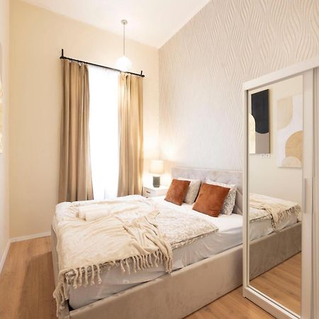 Cozy Boulevard Apartment In The Heart Of 布达佩斯 外观 照片