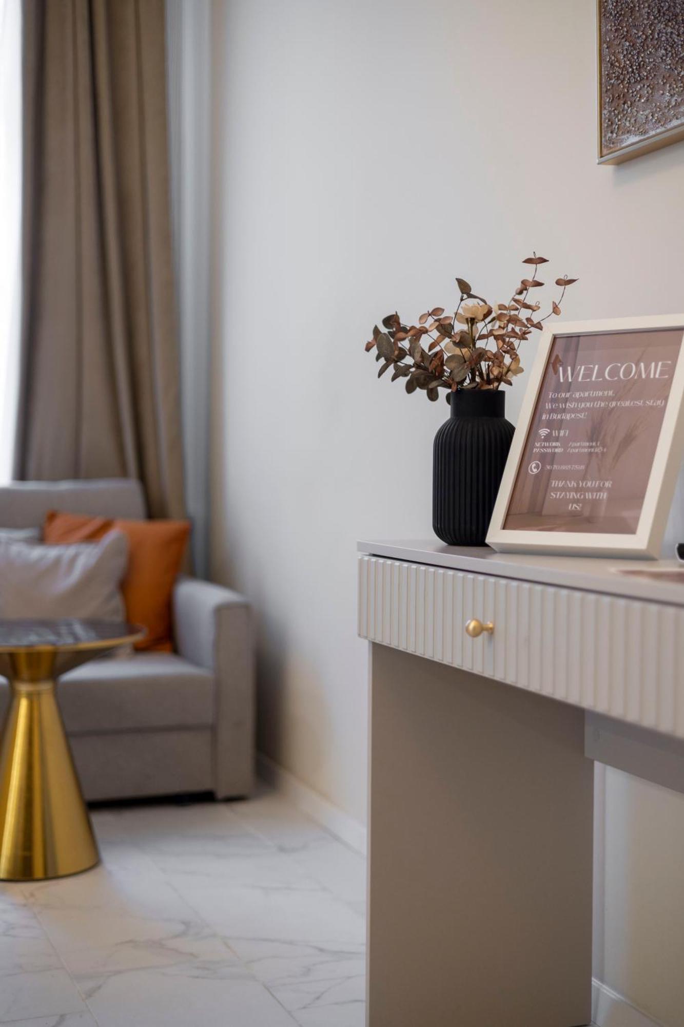 Cozy Boulevard Apartment In The Heart Of 布达佩斯 外观 照片